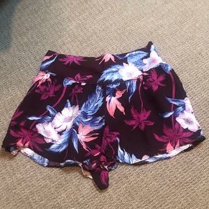 Women’s flowy floral shorts